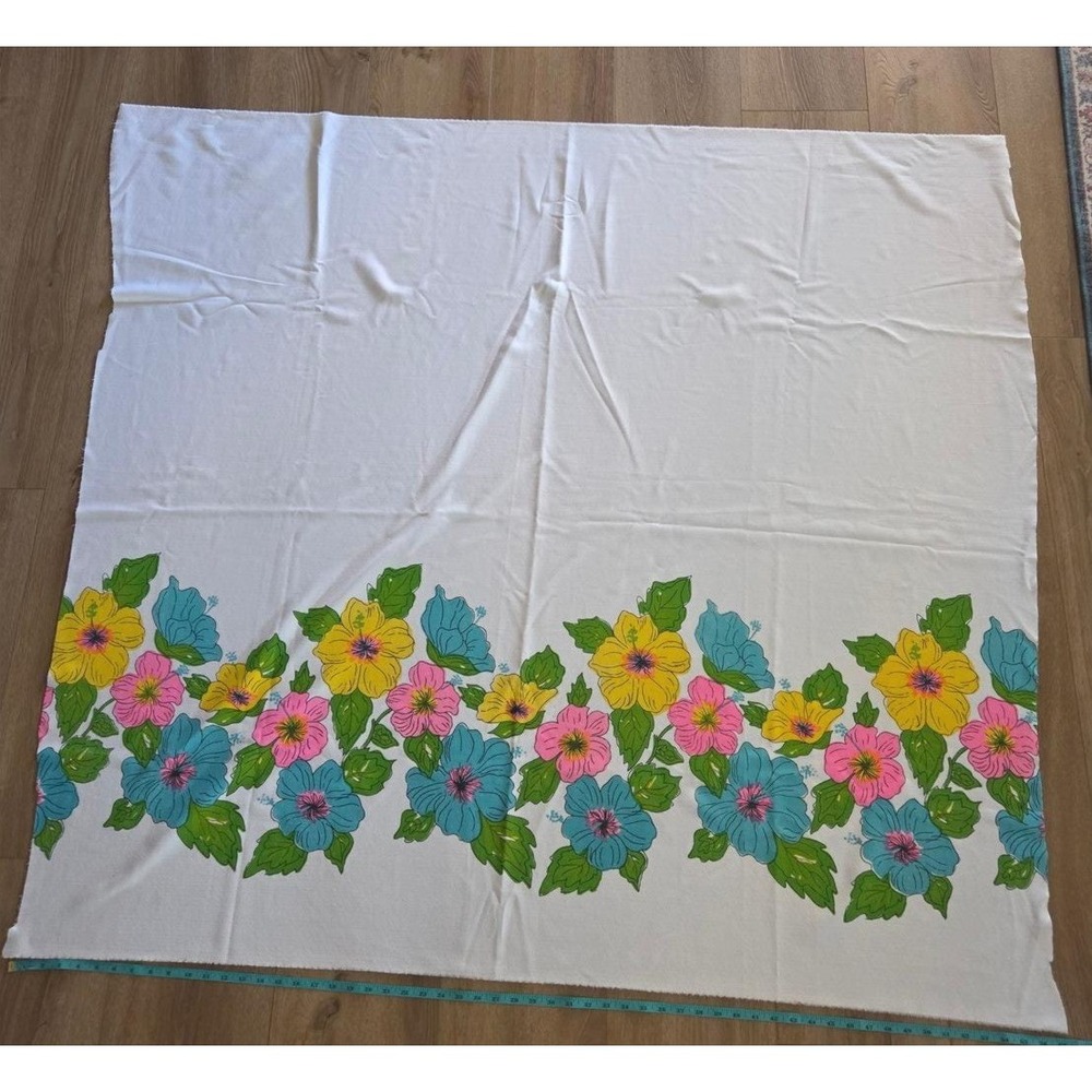 Vintage Tropical Hibiscus Floral Border Print Fabric Textured Crepe 58x57 White